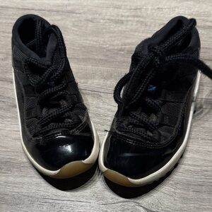 Jordan Kids Sneakers Black and White
